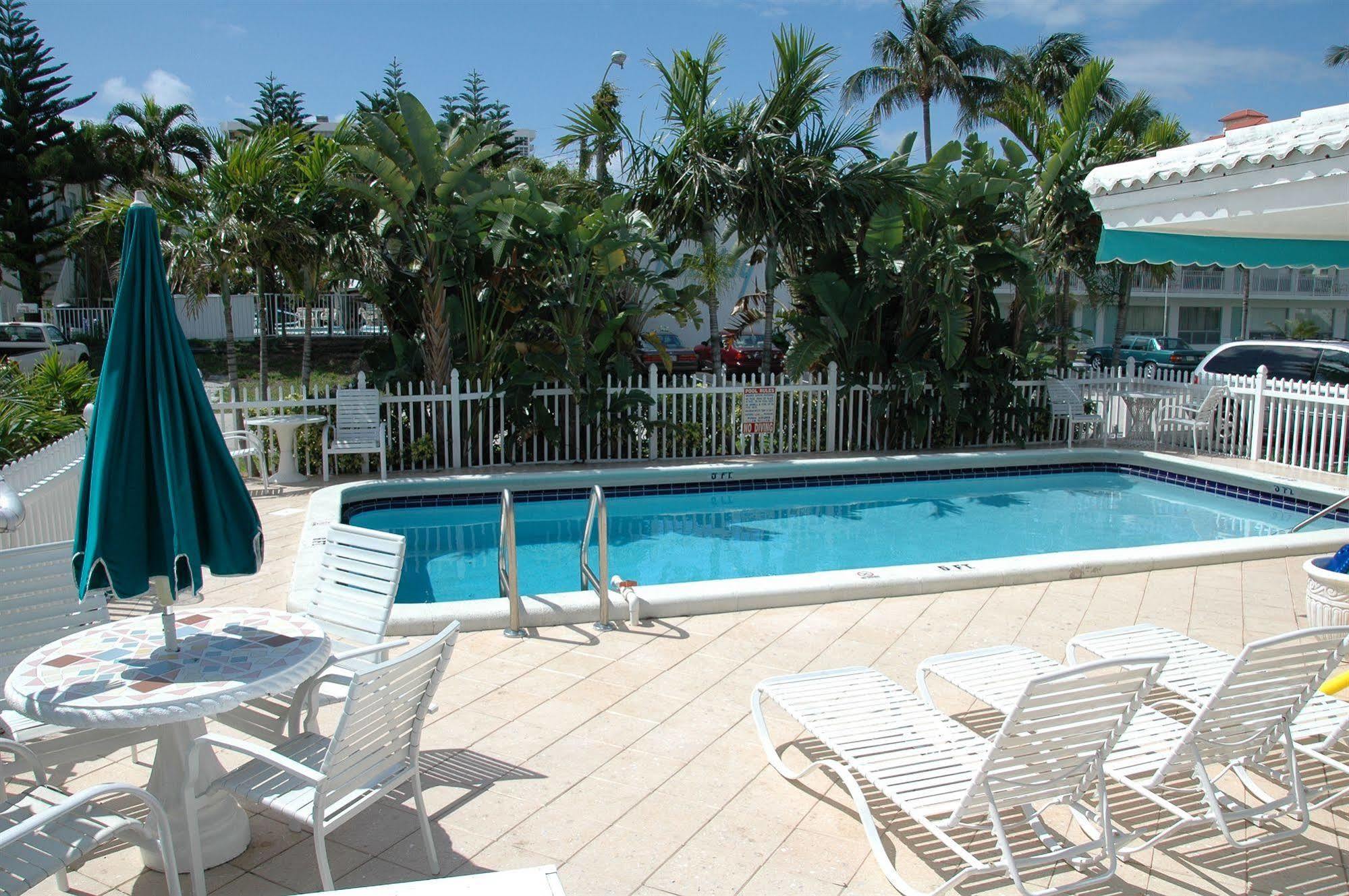 Pineapple Place Lejlighed Pompano Beach Eksteriør billede